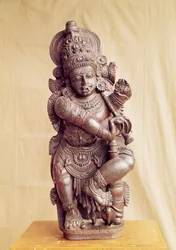 Durga, z południowych Indii (drewno)